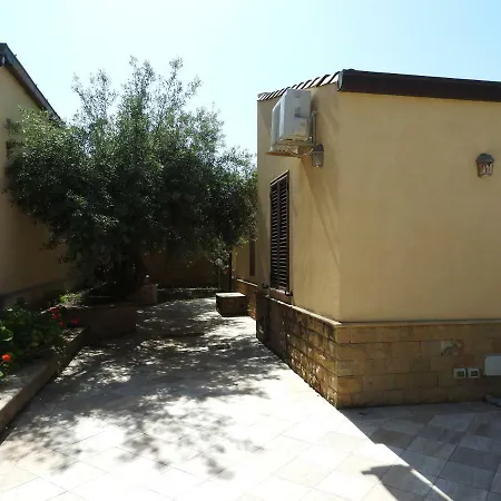 Porzione Di Villetta Bifamiliare Mazzaforno Cefalù